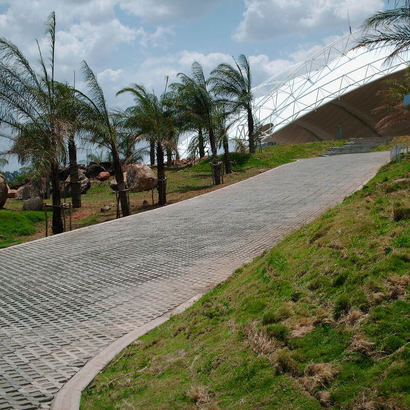 Plaza Mirador Caruachi