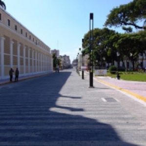 PLAZA BOLÍVAR Y GOBERNACIÓN DE ARAGUA - Maracay, estado Aragua, Venezuela