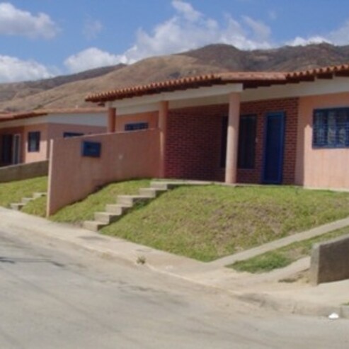 VIVIENDA MODELO MAGDALENO 54 mts2 - Urb. Paso Real, Charallave, estado Miranda, Venezuela