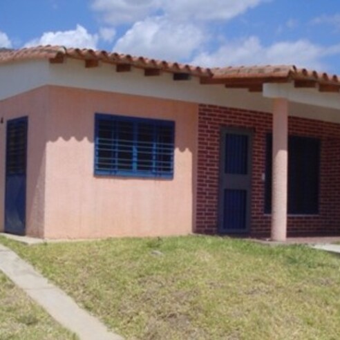 VIVIENDA MODELO MAGDALENO 54 mts2 - Urb. Paso Real, Charallave, estado Miranda, Venezuela
