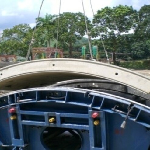 CONSTRUCCIÓN DE DOVELAS EN CONCRETO - Consorcio Línea II del metro de Los Teques, estado Miranda, Venezuela